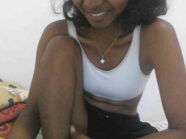 AfricanaQueen webcam