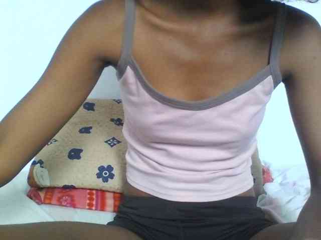 AfricanaQueen webcam