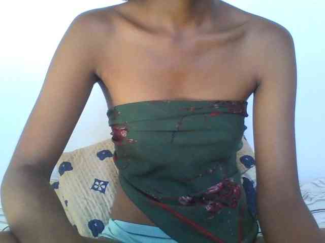 AfricanaQueen webcam