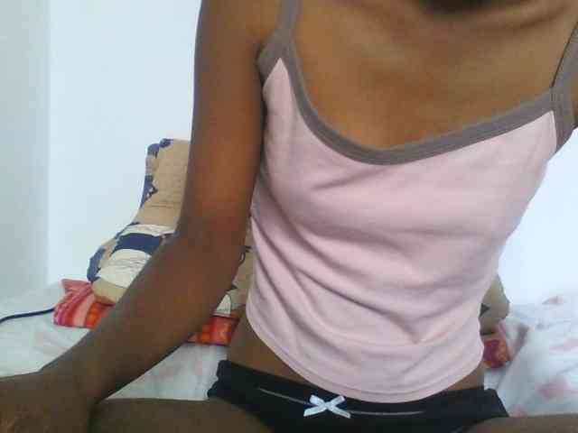 AfricanaQueen webcam