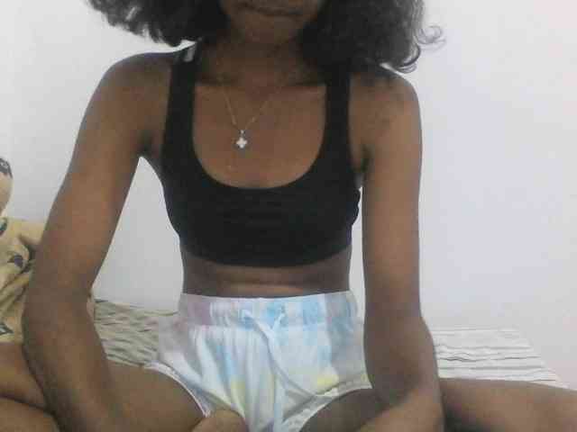 AfricanaQueen webcam