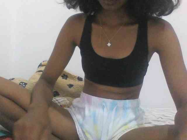 AfricanaQueen webcam