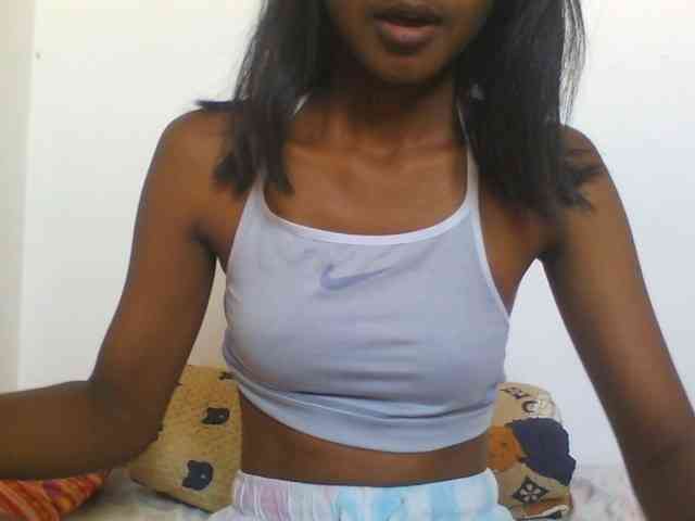 AfricanaQueen webcam