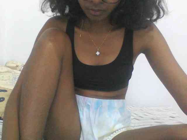 AfricanaQueen webcam