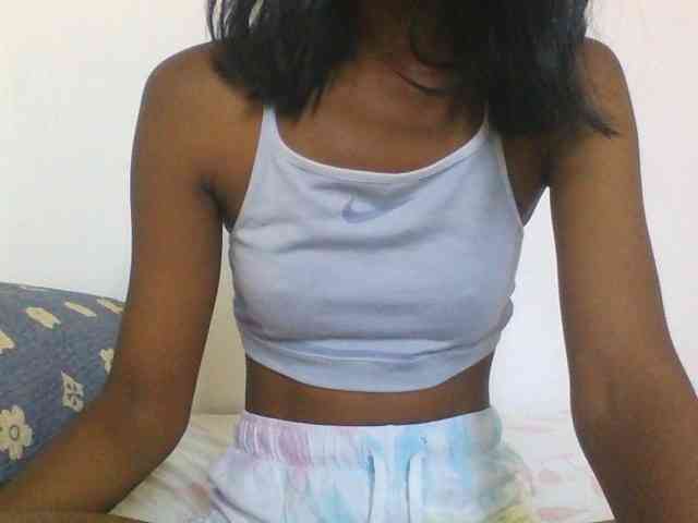 AfricanaQueen webcam