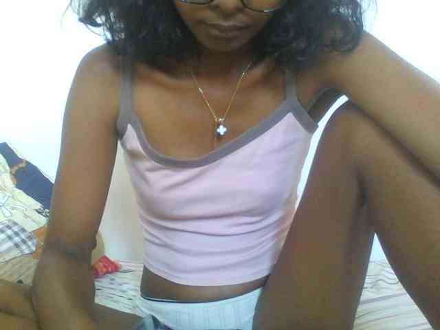 AfricanaQueen webcam