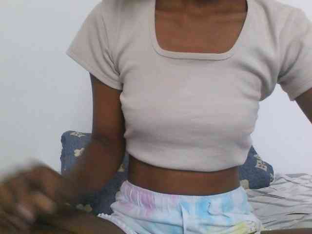 AfricanaQueen webcam