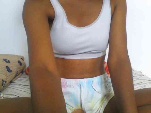 AfricanaQueen webcam