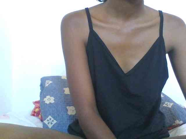 AfricanaQueen webcam