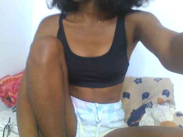 AfricanaQueen webcam