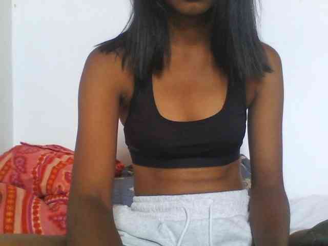 AfricanaQueen webcam