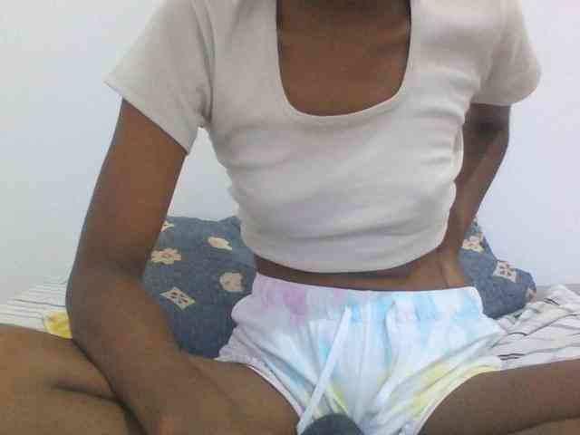 AfricanaQueen webcam