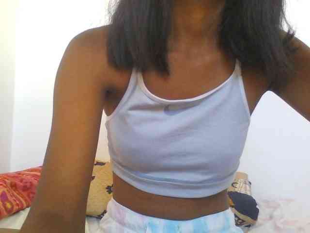 AfricanaQueen webcam