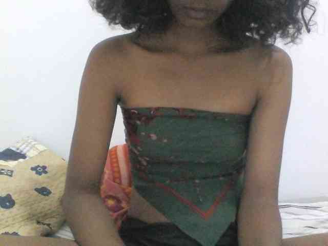 AfricanaQueen webcam