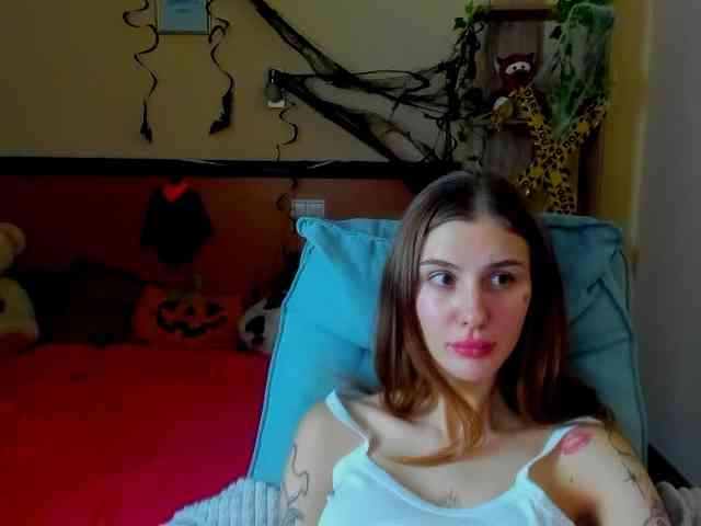 Sunny-Mila webcam
