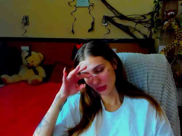 Sunny-Mila webcam