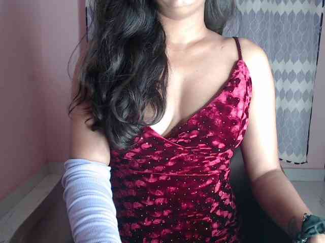 Sassygirlindian webcam