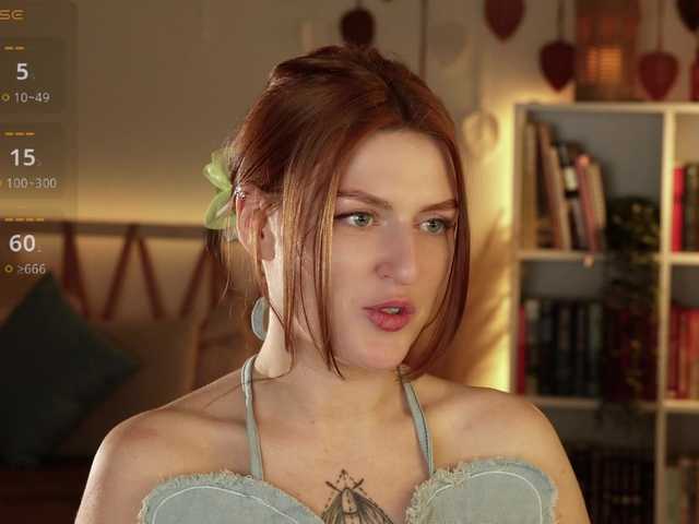 Lianna's BongaCams show and profile