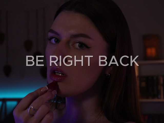 Lianna's BongaCams show and profile