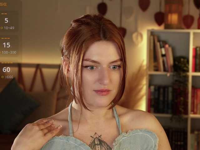 Lianna's BongaCams show and profile