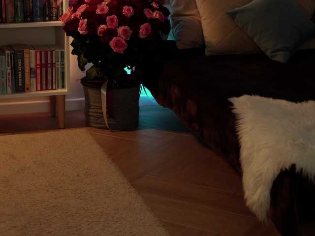 Lianna's BongaCams show and profile