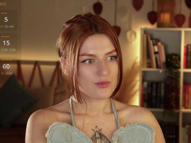 Lianna's BongaCams show and profile