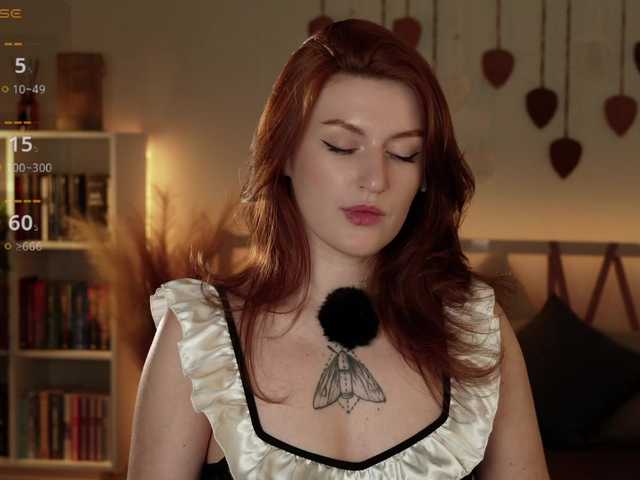 Lianna's BongaCams show and profile