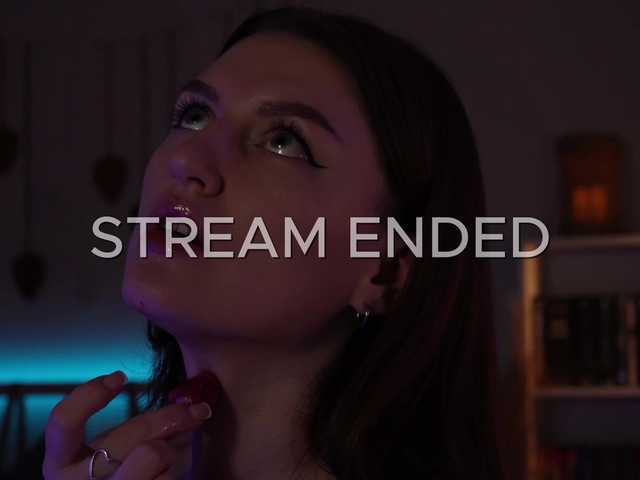 Lianna's BongaCams show and profile