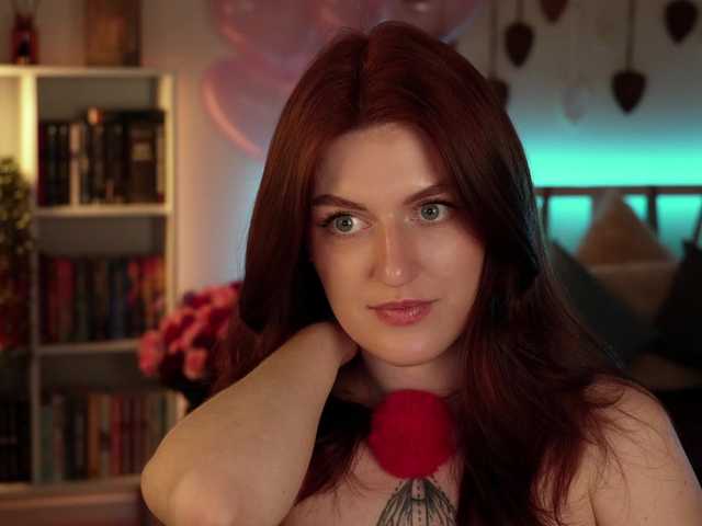 Lianna's BongaCams show and profile