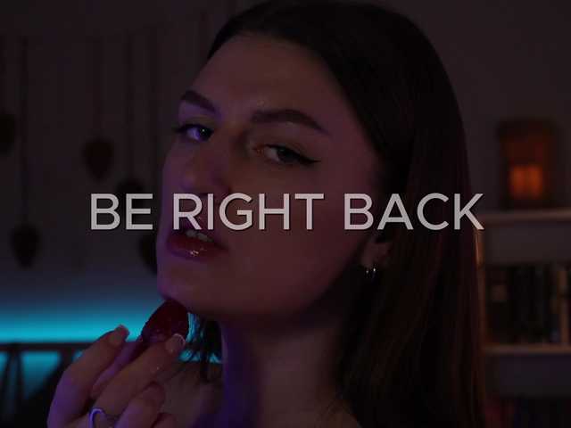 Lianna's BongaCams show and profile