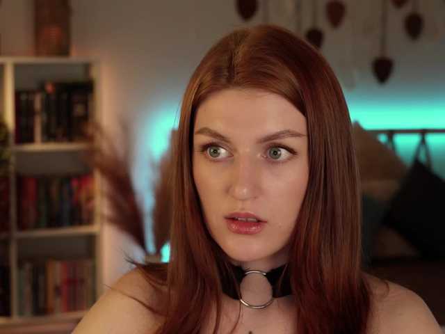 Lianna's BongaCams show and profile