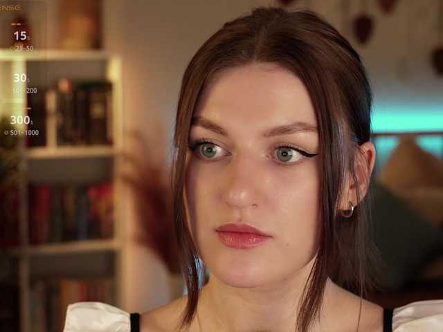 Lianna's BongaCams show and profile