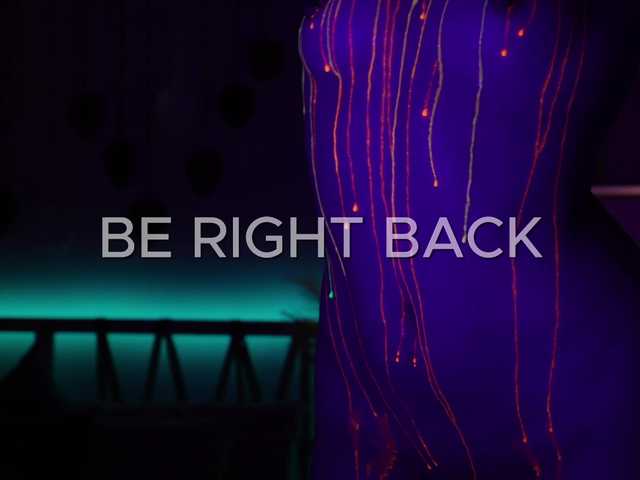 Lianna's BongaCams show and profile