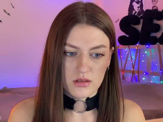 Lianna's BongaCams show and profile