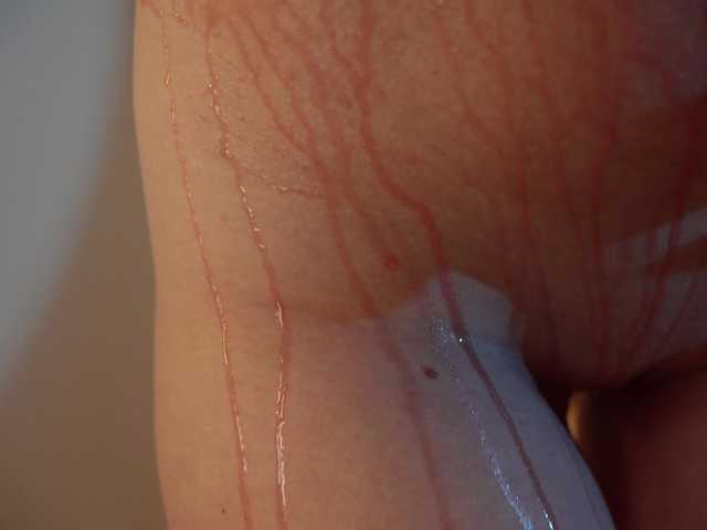 Lianna's BongaCams show and profile