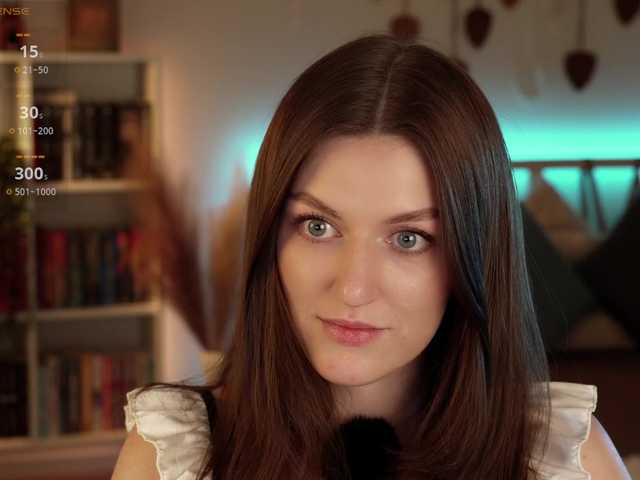 Lianna's BongaCams show and profile