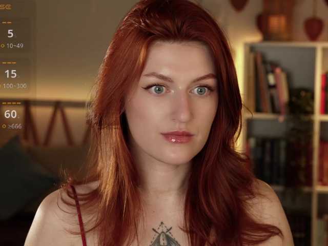 Lianna's BongaCams show and profile