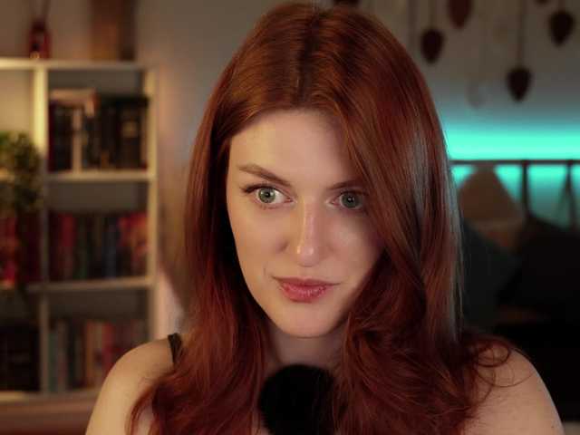 Lianna's BongaCams show and profile