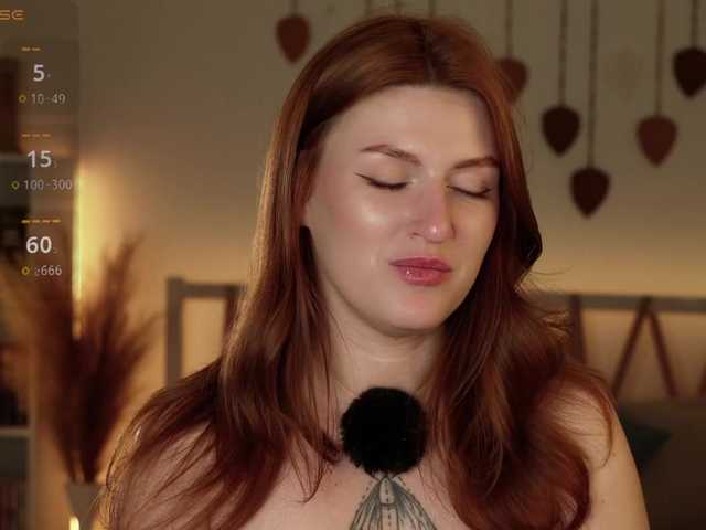 Lianna's BongaCams show and profile