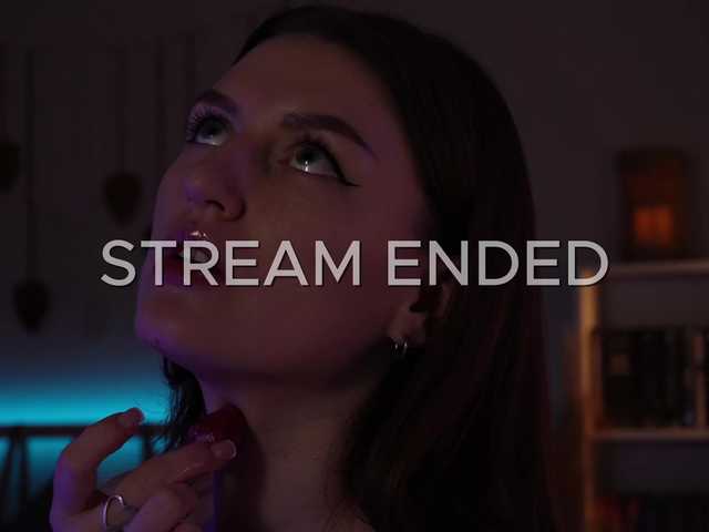 Lianna's BongaCams show and profile