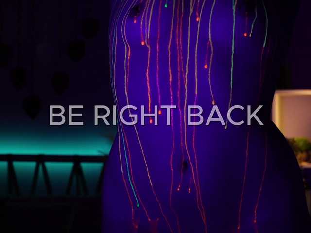 Lianna's BongaCams show and profile