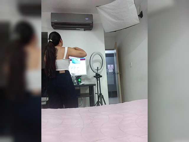 HanaParker's BongaCams show and profile