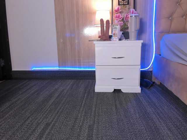 Salytexas's BongaCams show and profile