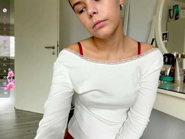 MerleRusson's BongaCams show and profile