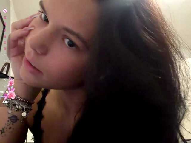 MerleRusson's BongaCams show and profile