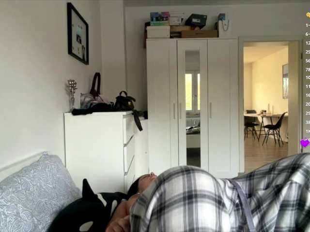 MerleRusson's BongaCams show and profile