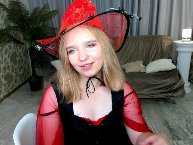 LunaCosplay webcam bongacams model stream image