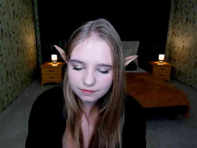 LunaCosplay webcam