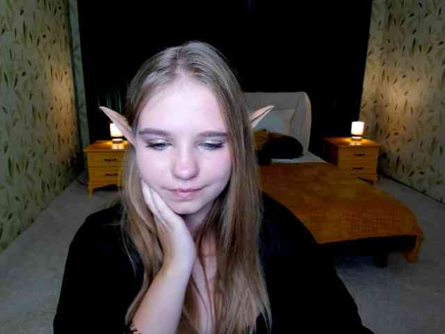 LunaCosplay webcam