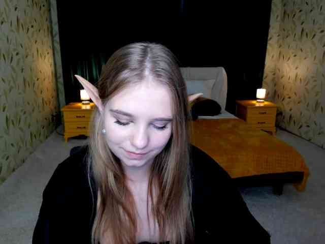 LunaCosplay webcam